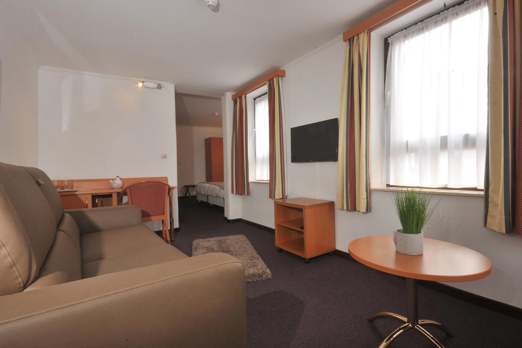Hotel Du Perron Theux Rum bild